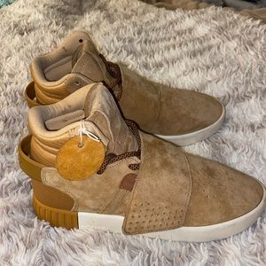 Adidas Tubular Sneaker